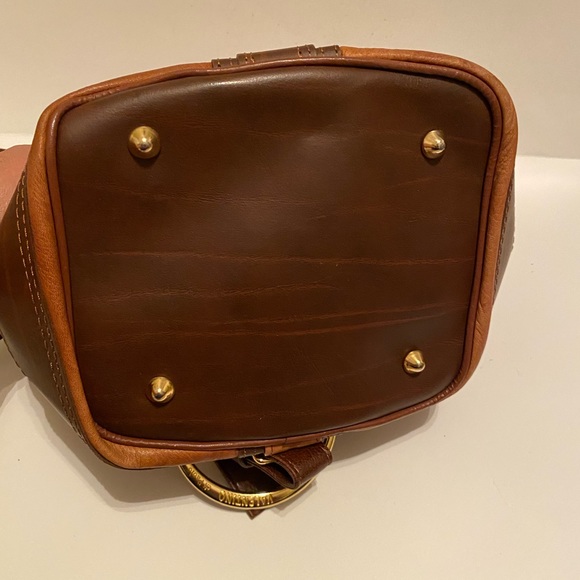 Valentino Bags Vintage Valentino Di Paolo Leather Bucket Bag